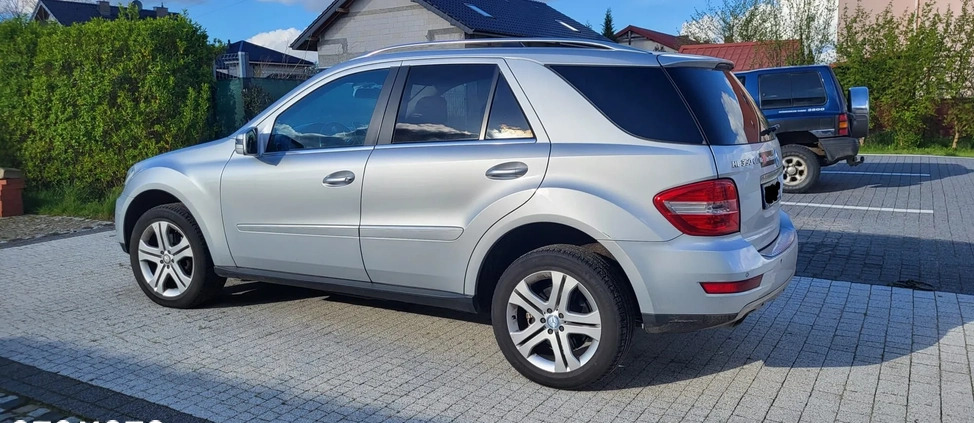 Mercedes-Benz ML cena 51000 przebieg: 268000, rok produkcji 2010 z Resko małe 191